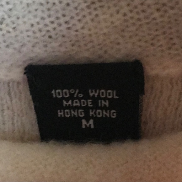 VICTORIA'S SECRET MODA INTERNATIONAL wool sweater size medium-never worn - Picture 2 of 5